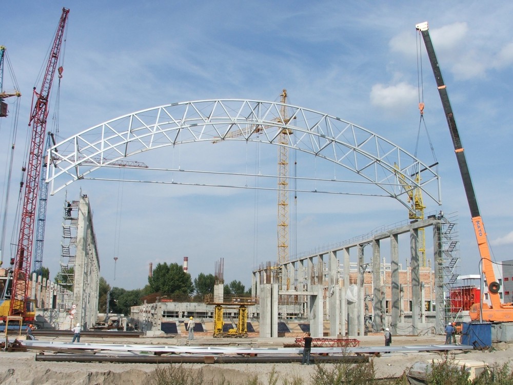 Установка блока из двух ферм на тележки для надвижки