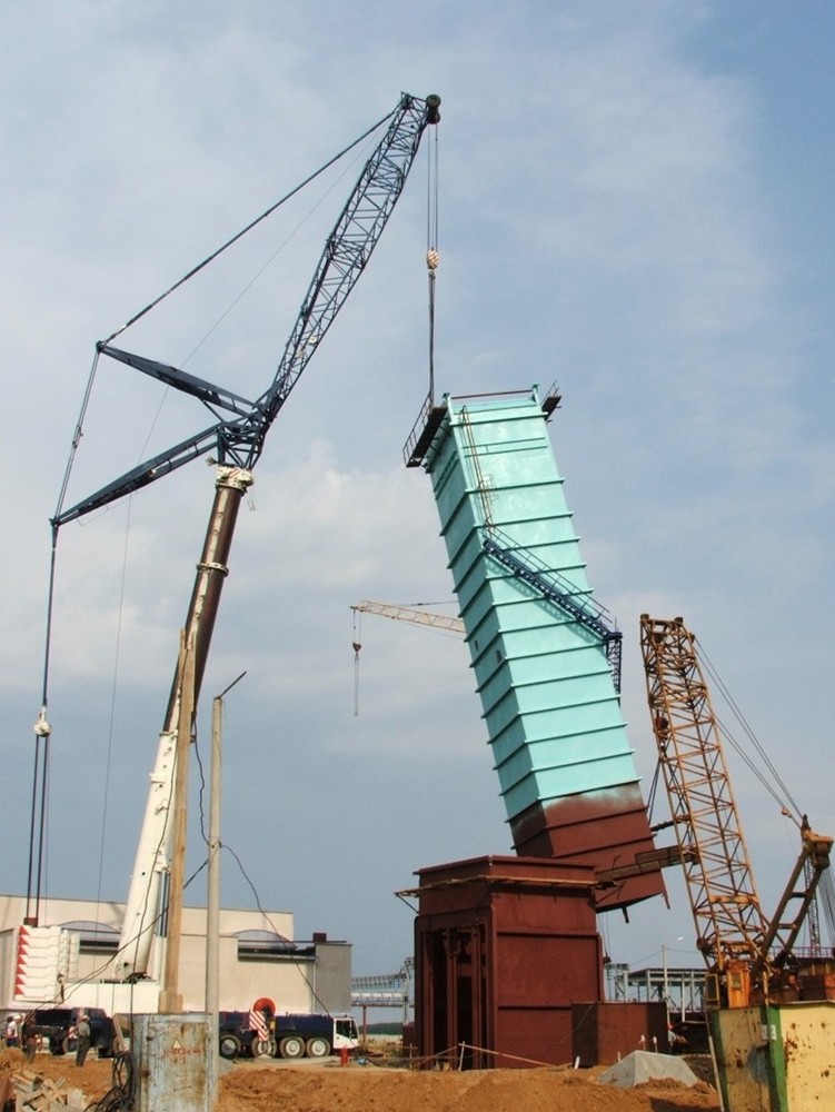 Монтаж ствола копра массой 100т. Совместная работа кранов АС 500-1 и МКГС-100