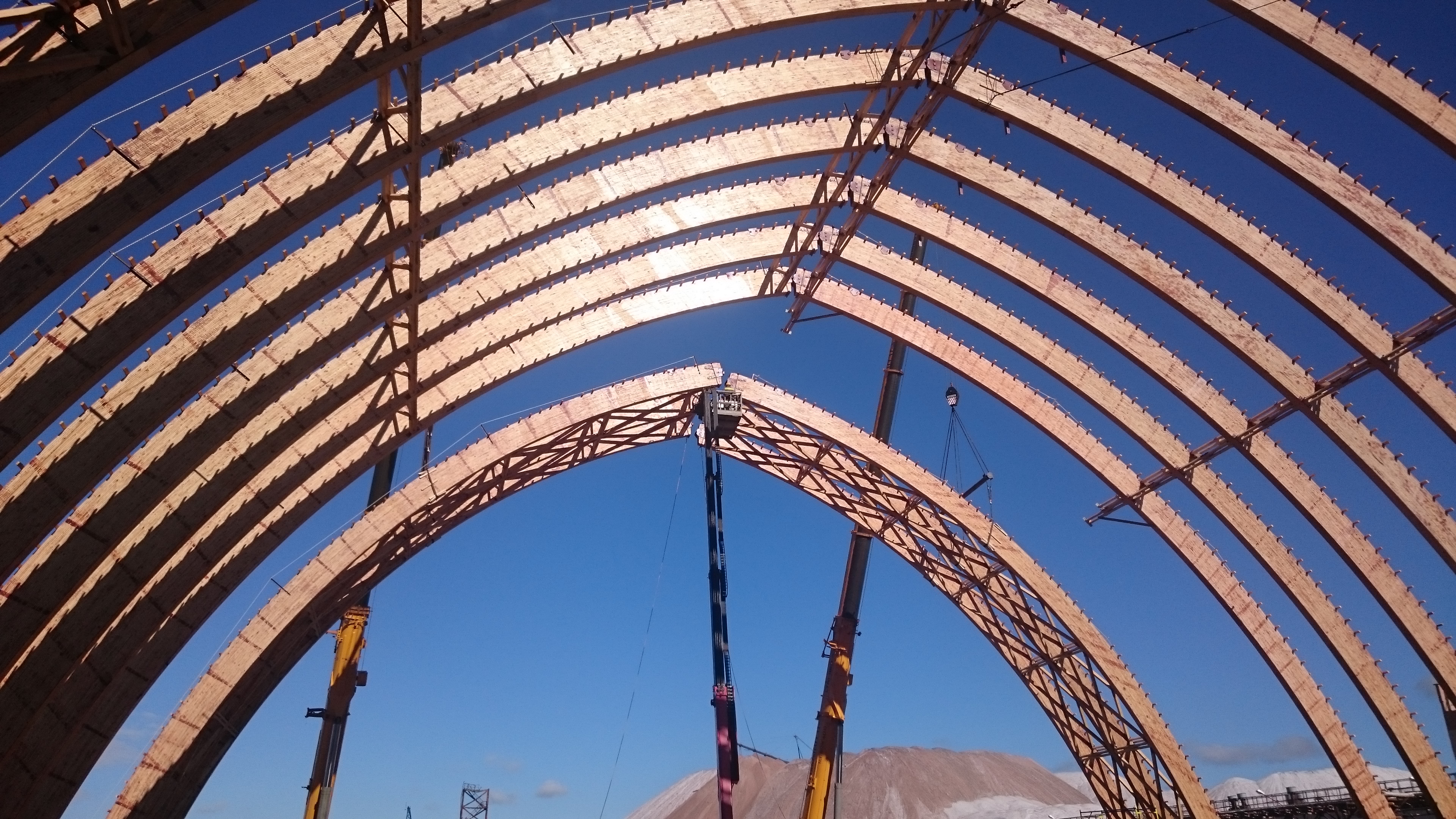 Завершение монтажа связевого блока.