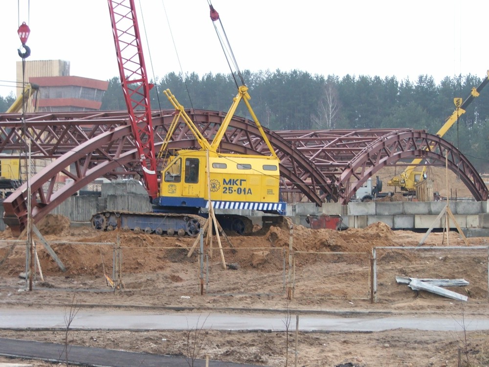 Две половины арки выложены в исходное положение.
