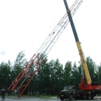 Монтаж при помощи крана МКАТ-40.